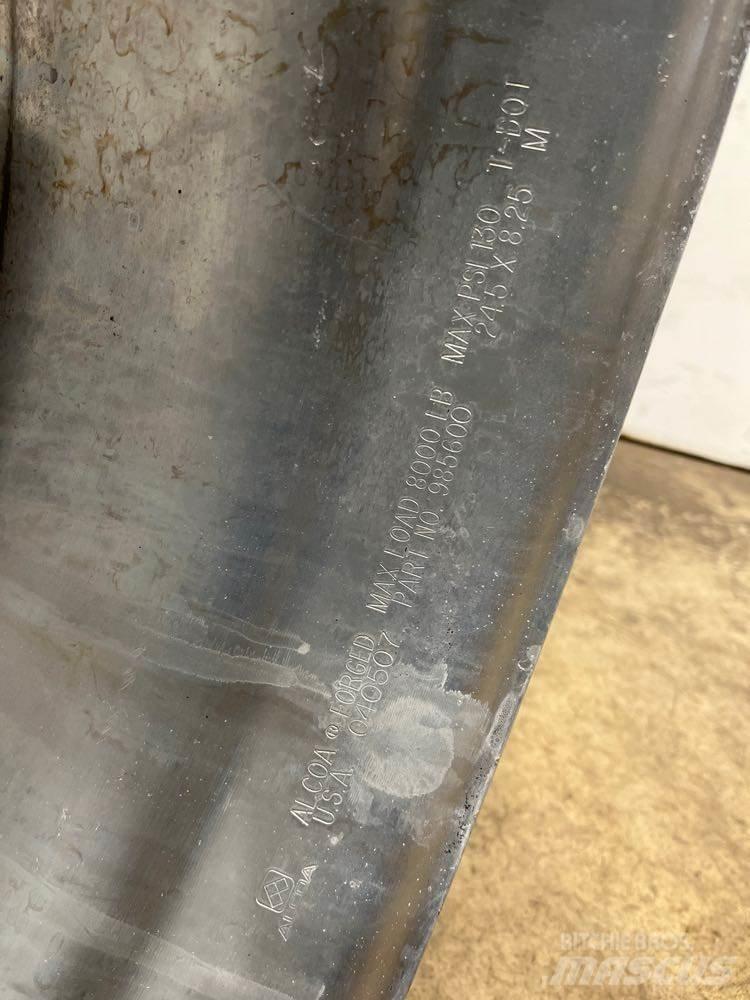 Alcoa  Pneus, roues et jantes