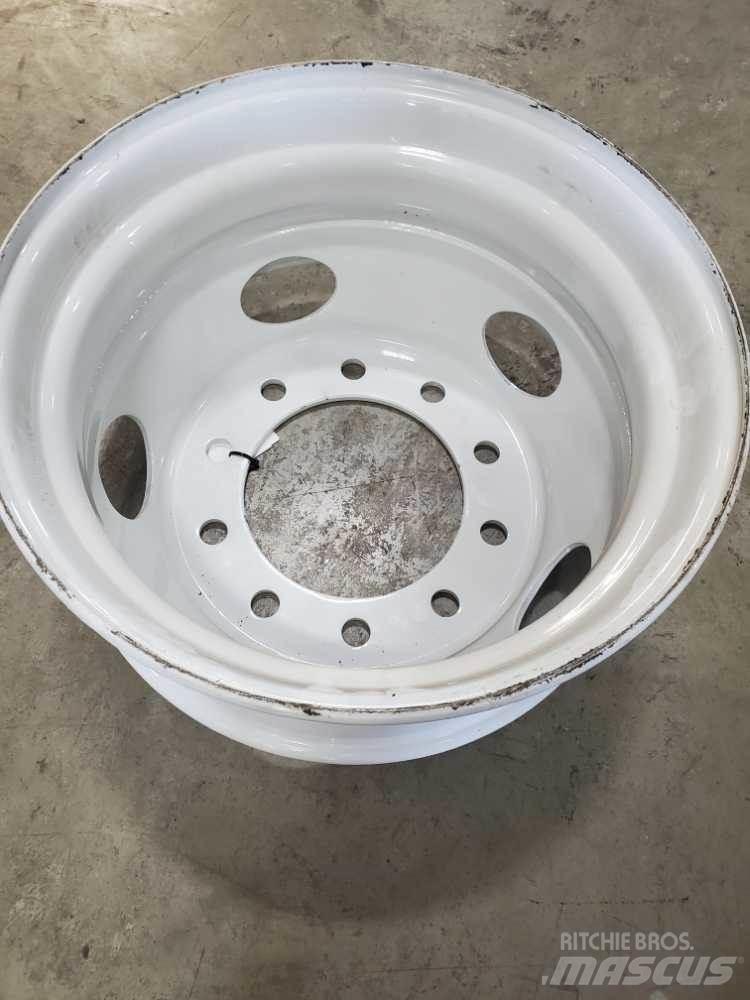 Ford F750 Pneus, roues et jantes