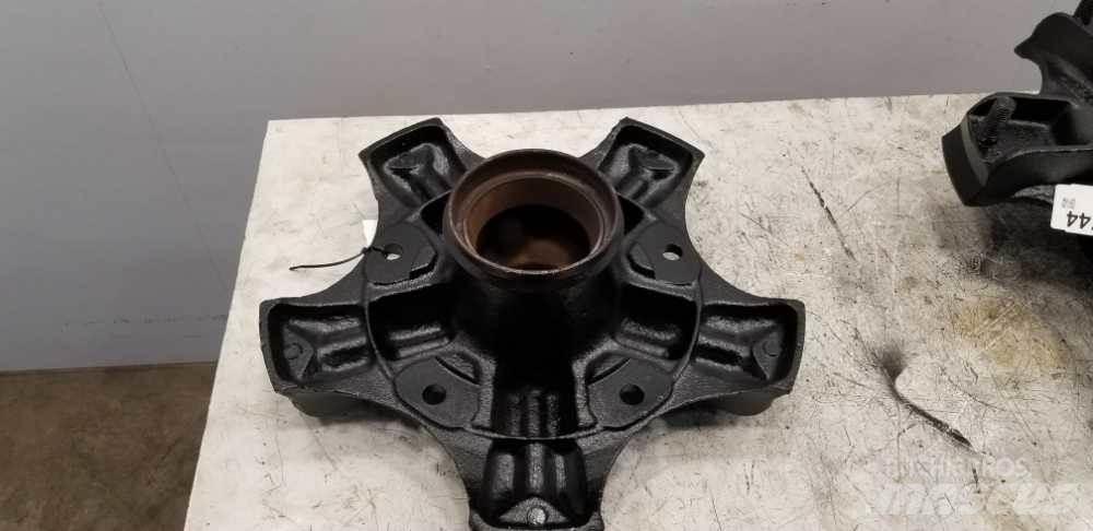  Gunite Pneus, roues et jantes