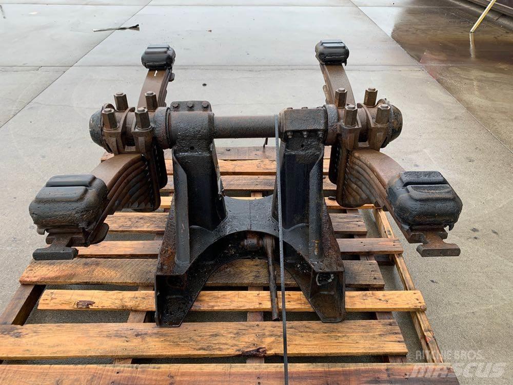 Mack CV713 Châssis et suspension