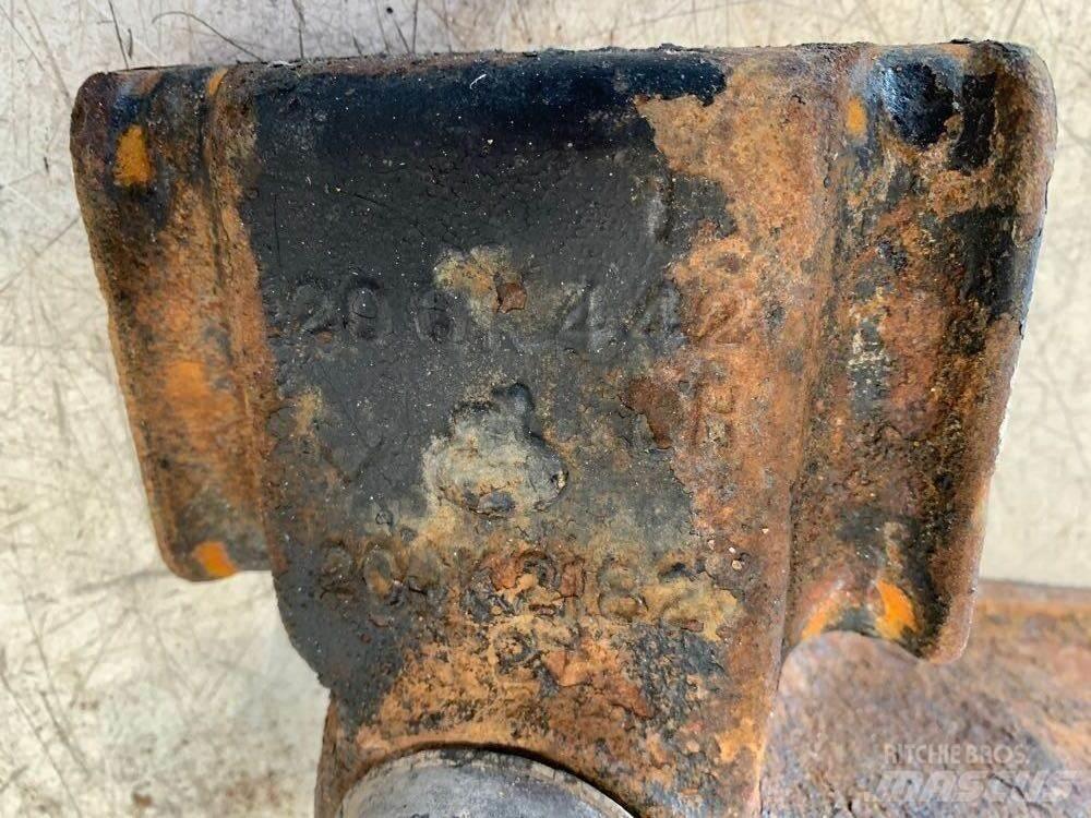 Mack RD680 Châssis et suspension