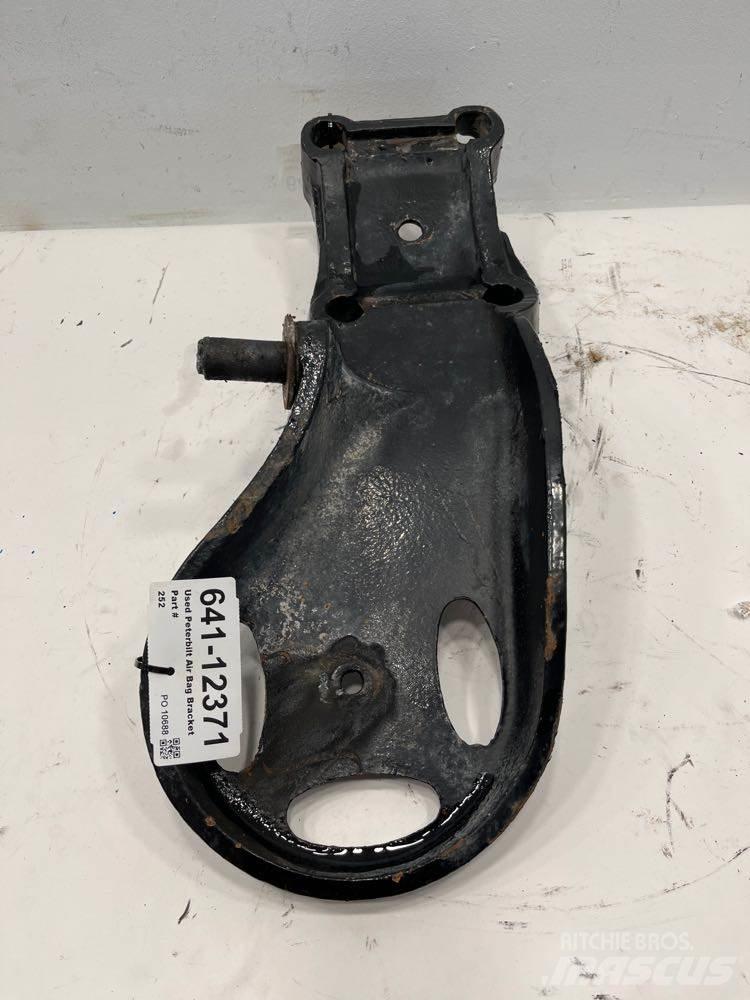 Peterbilt  Châssis et suspension