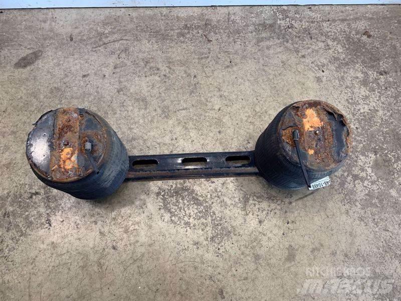 Volvo  Châssis et suspension