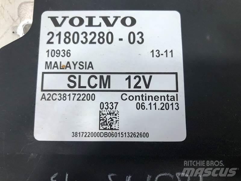Volvo VNL Cabines