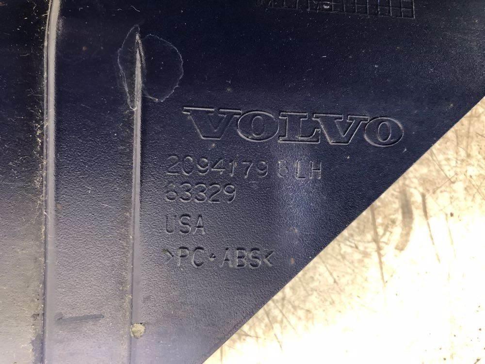 Volvo VNL Cabines