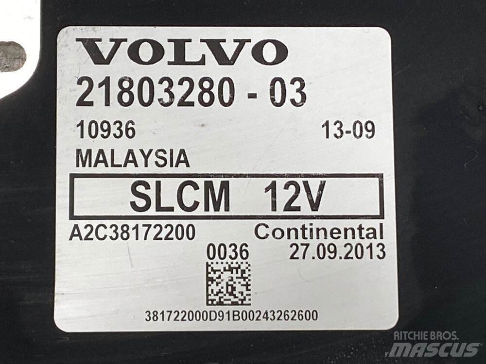 Volvo VNL Cabines