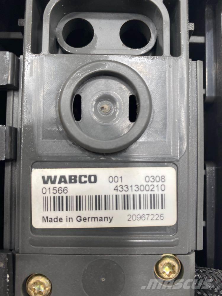 Volvo VNL Electronique