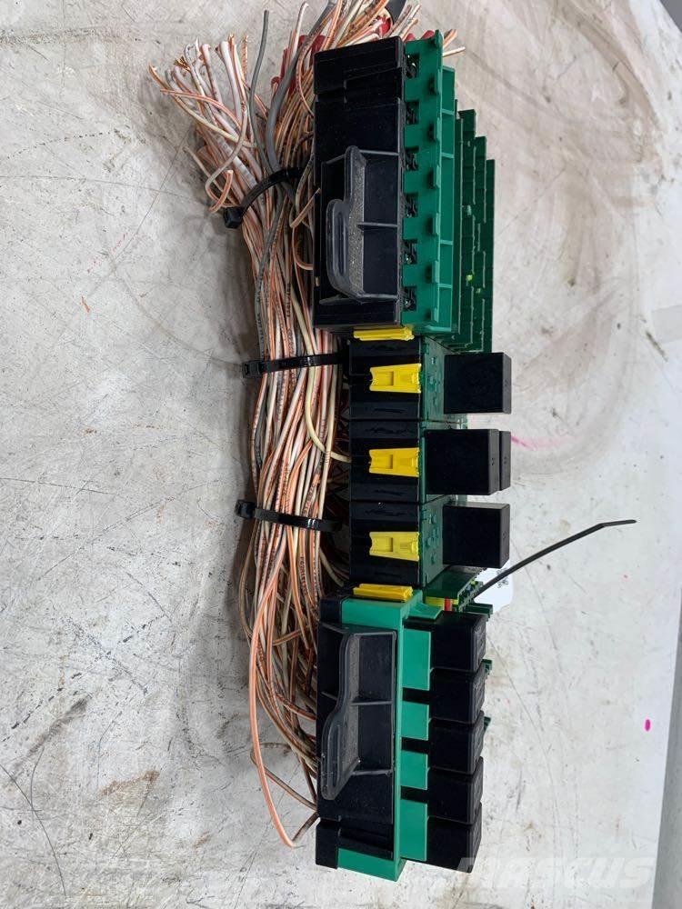 Volvo VNL Electronique