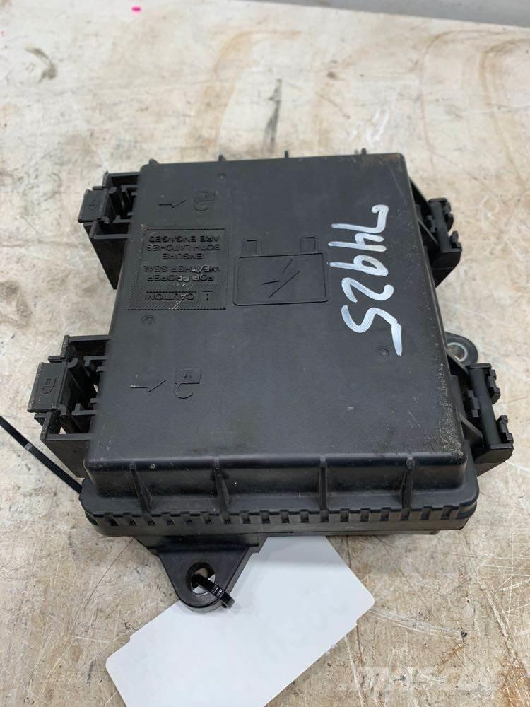 Volvo VNL Electronique