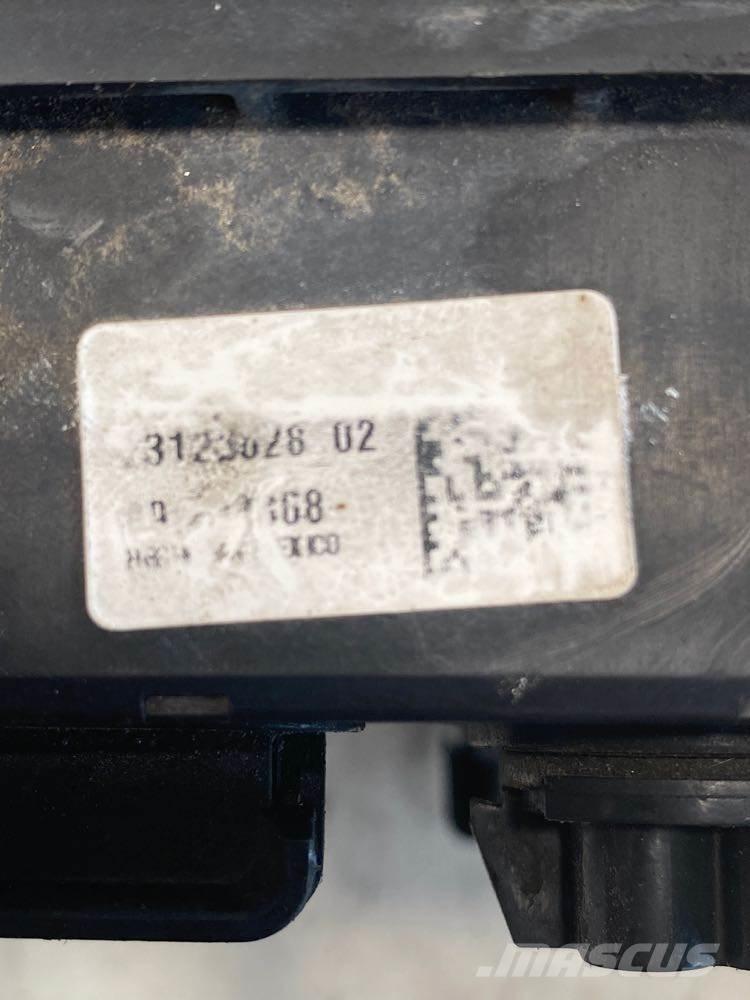Volvo VNL Electronique