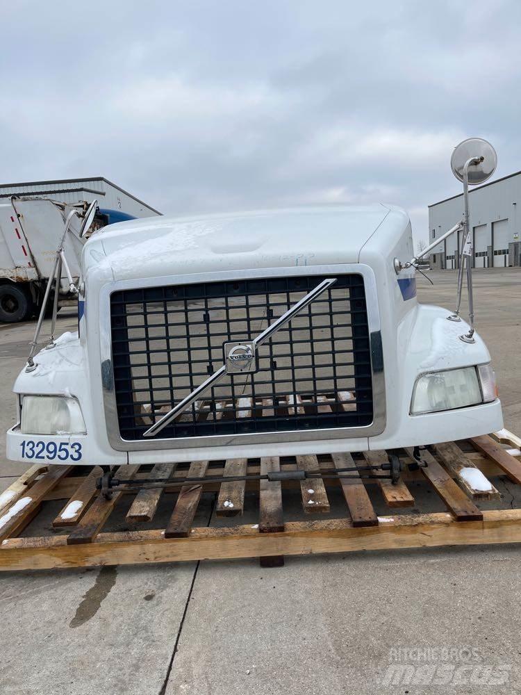 Volvo VNM Cabines