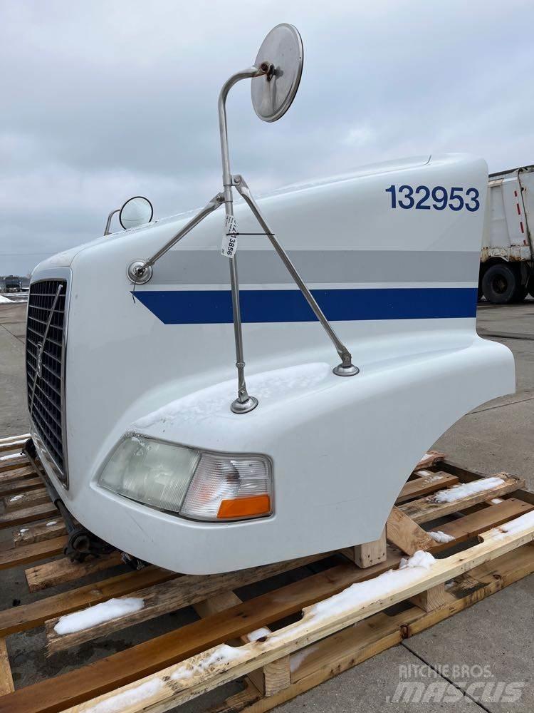 Volvo VNM Cabines