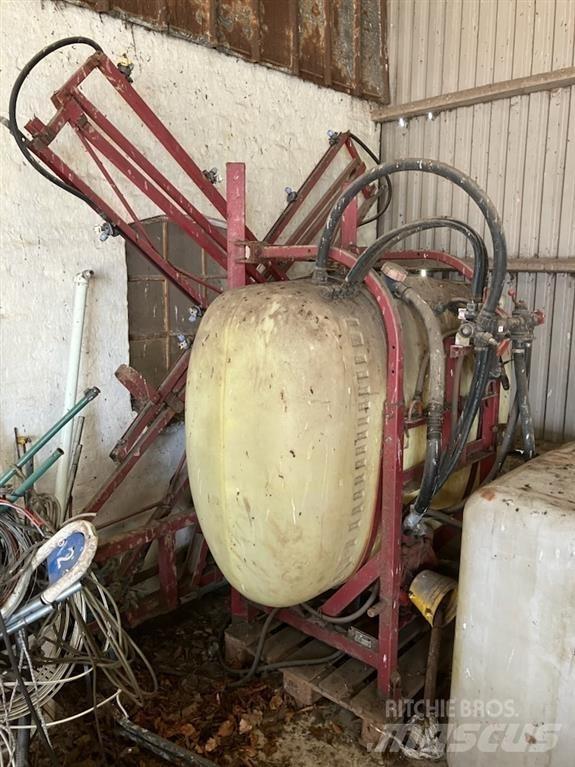 Hardi  Pulvérisateurs traînés