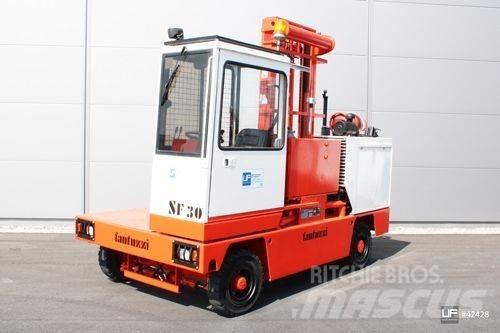 Fantuzzi SF 30 Chariot élévateur latéral