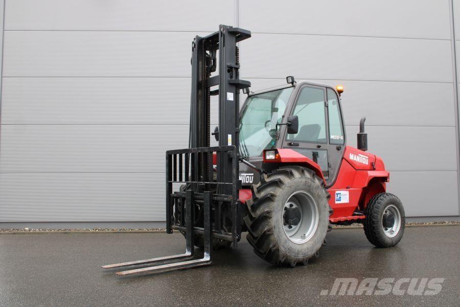 Manitou M 30-4 Chariot tout terrain