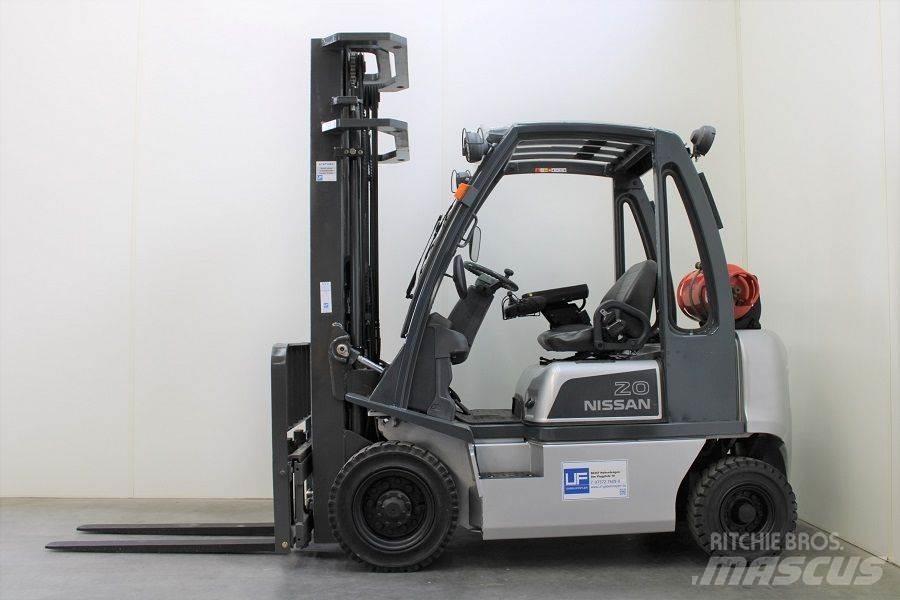 Nissan U1D2A20LQ Chariots GPL