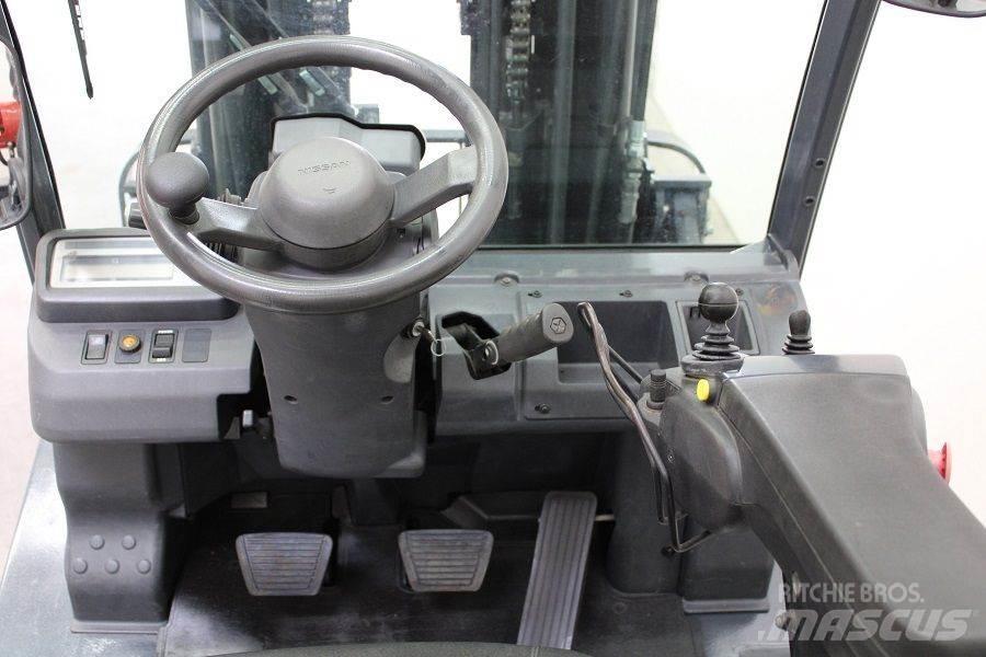 Nissan U1D2A20LQ Chariots GPL