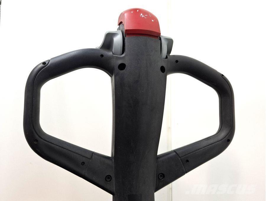 Still EGV 14 Gerbeur accompagnant