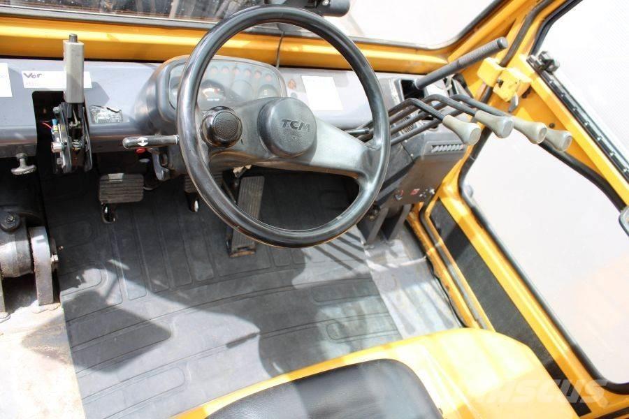 TCM FD 80-9 Chariots diesel