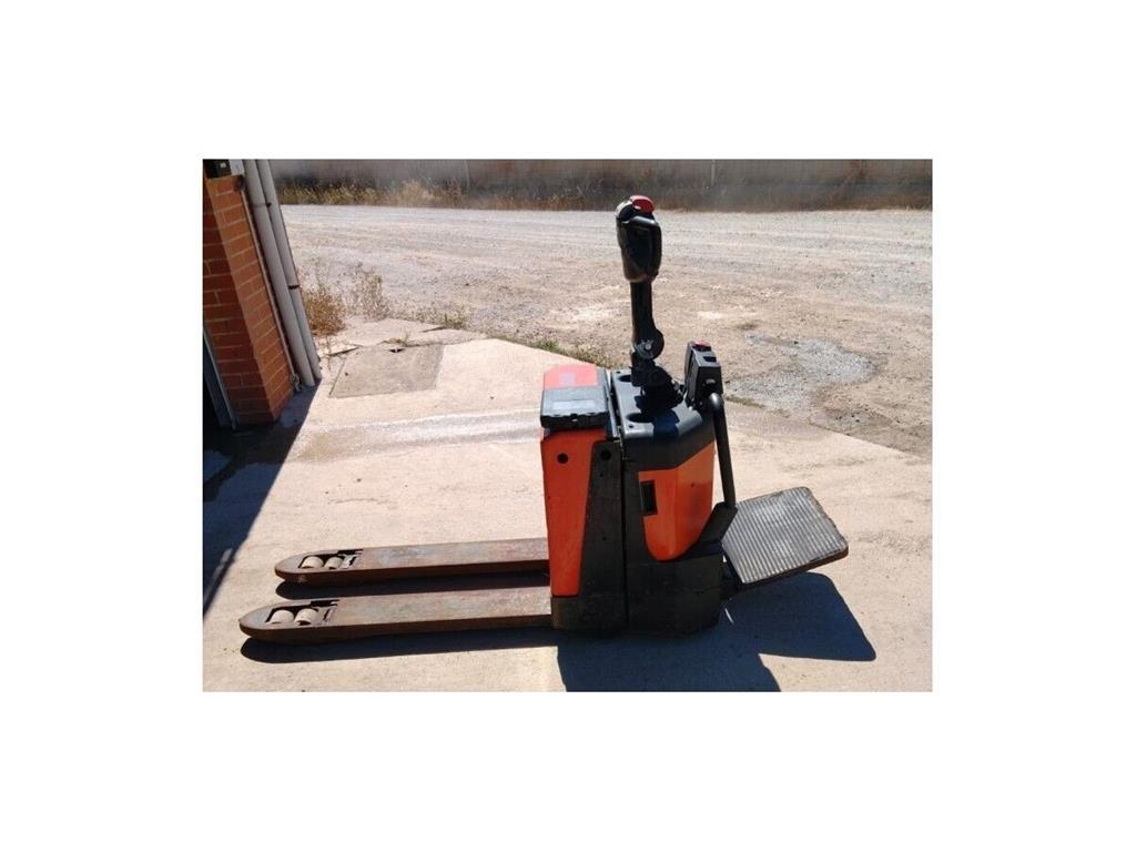 BT P20 Transpalette accompagnant