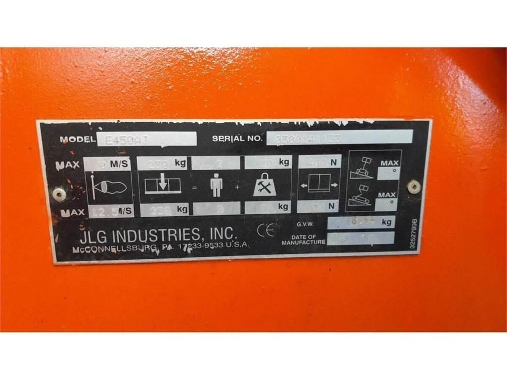 JLG E450AJ Nacelles articulées