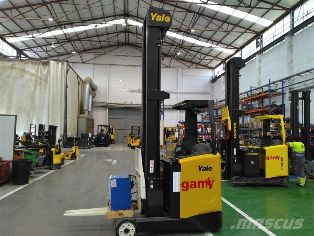 Yale MR14 Chariot à mât rétractable
