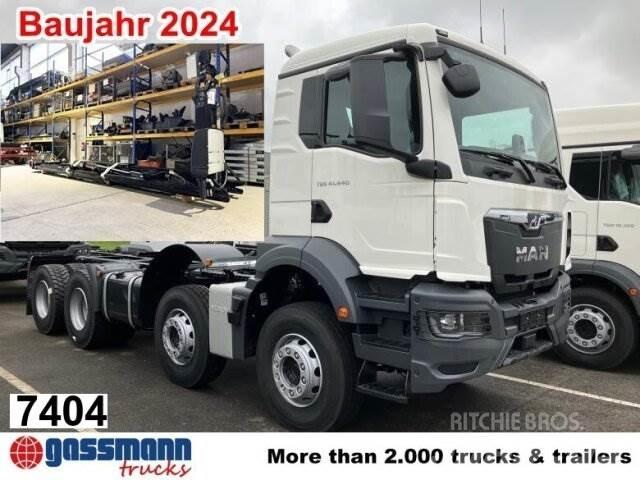 MAN 41.440 8x4 BB Camion ampliroll