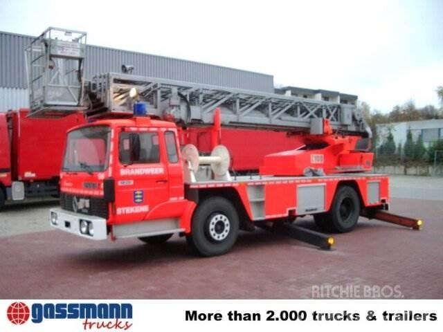 Renault G F231 4x2 Balayeuse / Autolaveuse
