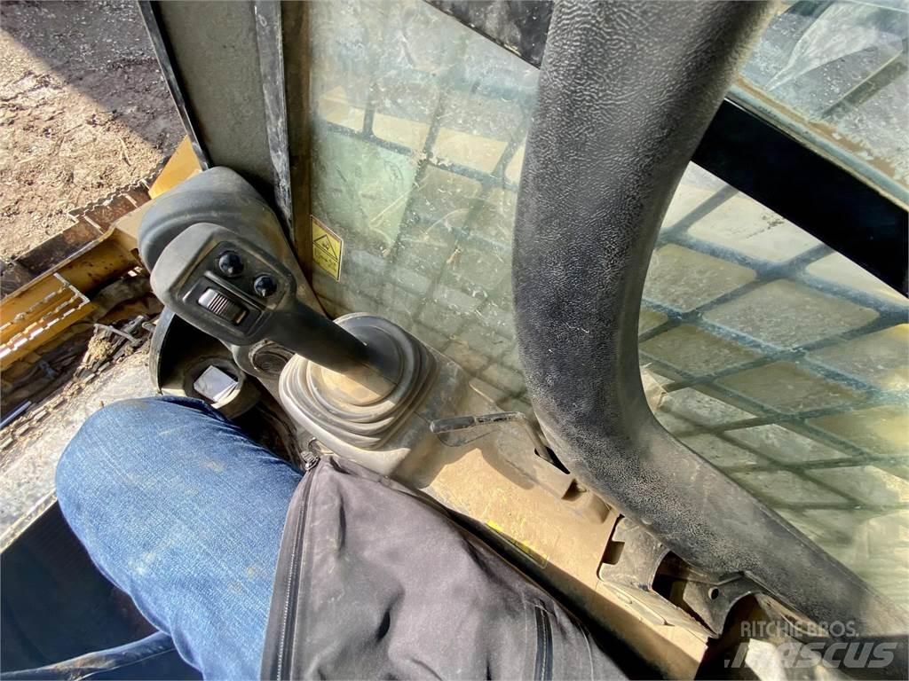 CAT 299D2 Chargeuse compacte