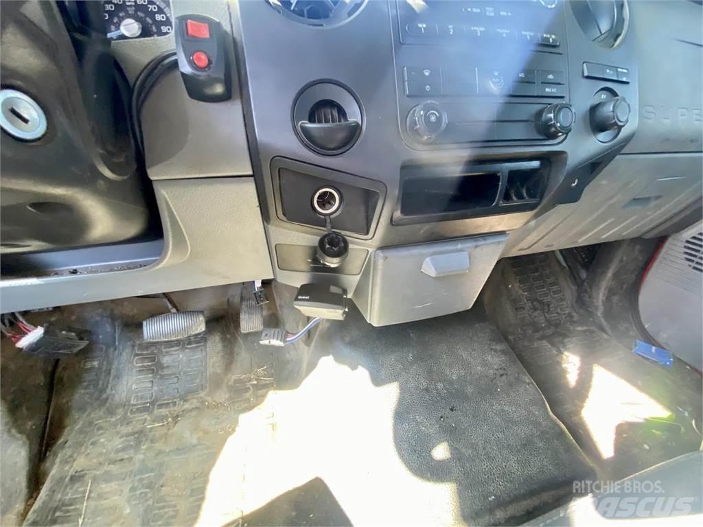 Ford F250 Camion plateau