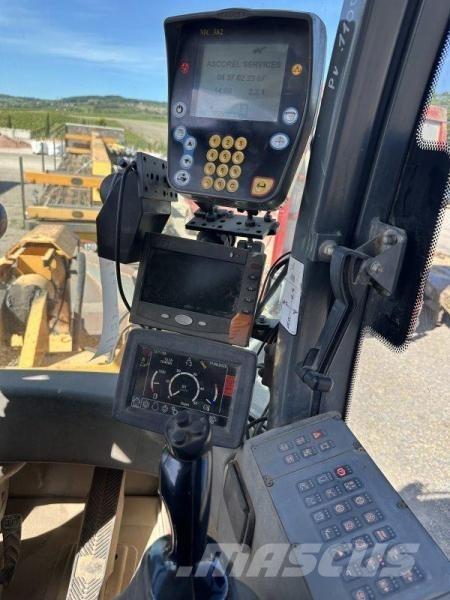 Liebherr L550 Chargeuse sur pneus