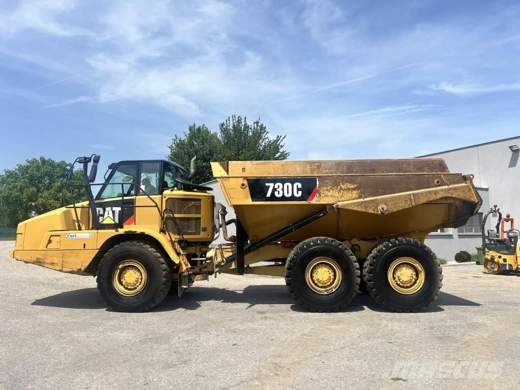 CAT 730 C Tombereau articulé