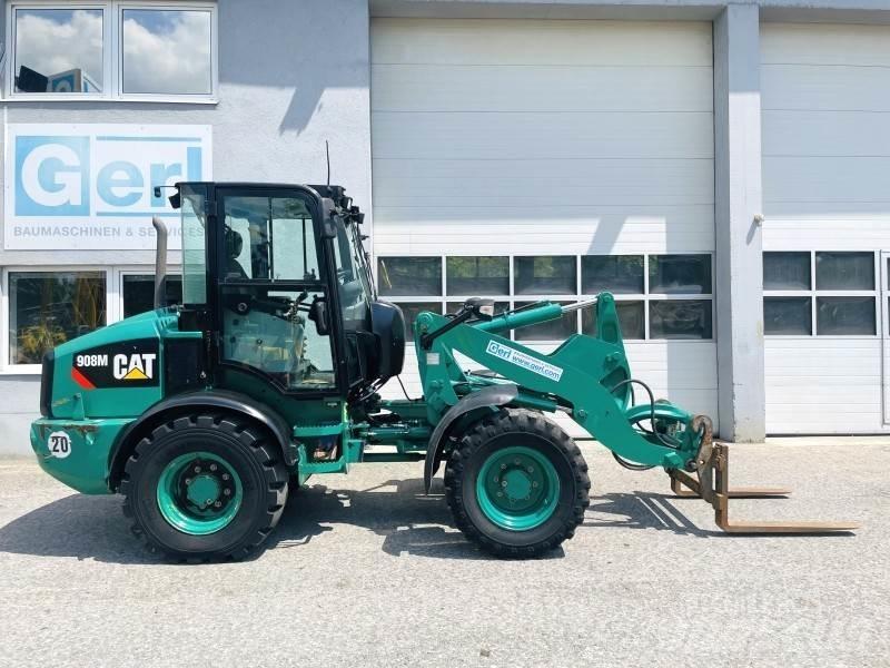 CAT 908M Chargeuse sur pneus