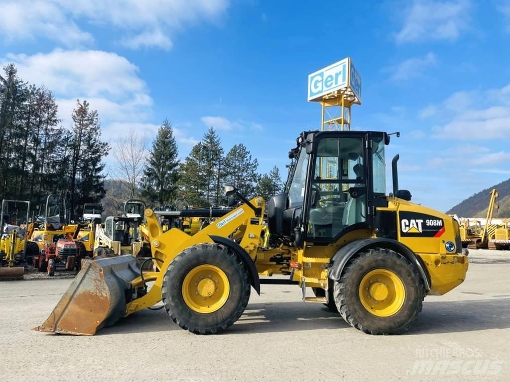 CAT 908M Chargeuse sur pneus