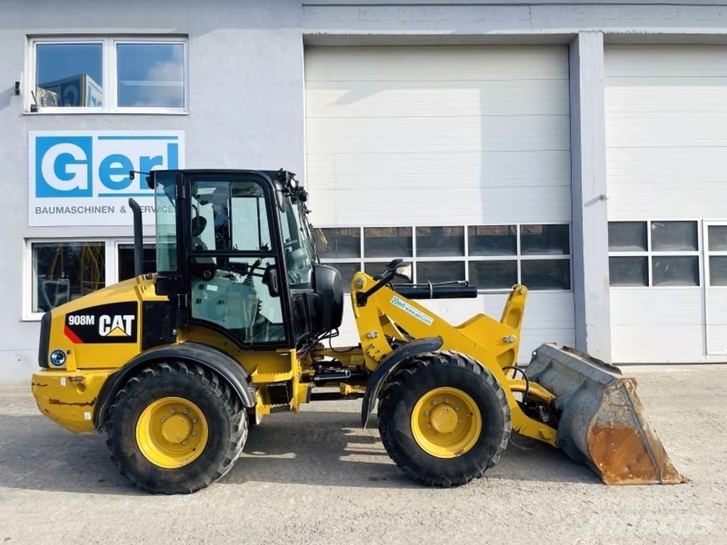 CAT 908M Chargeuse sur pneus
