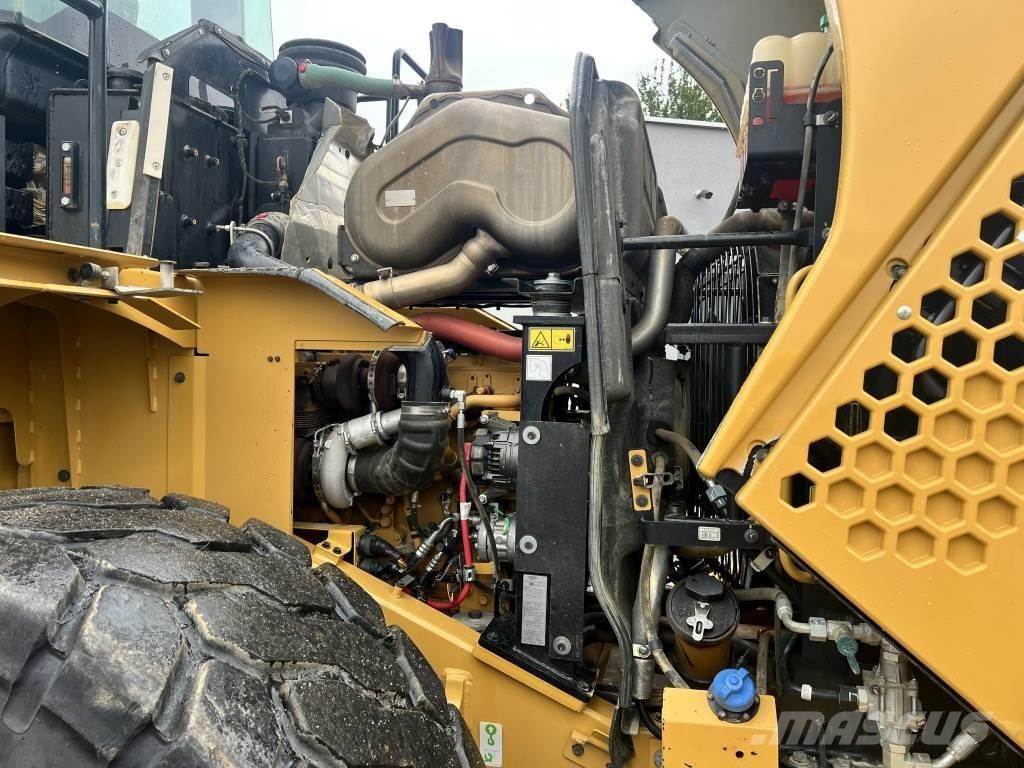CAT 950 M Chargeuse sur pneus