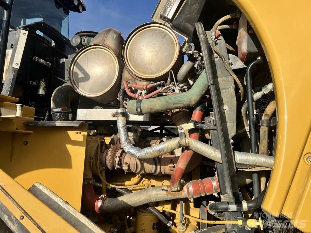 CAT 966 M XE Chargeuse sur pneus