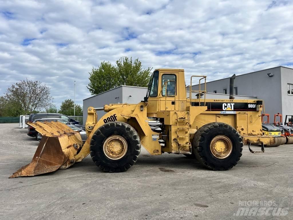 CAT 980 F Chargeuse sur pneus