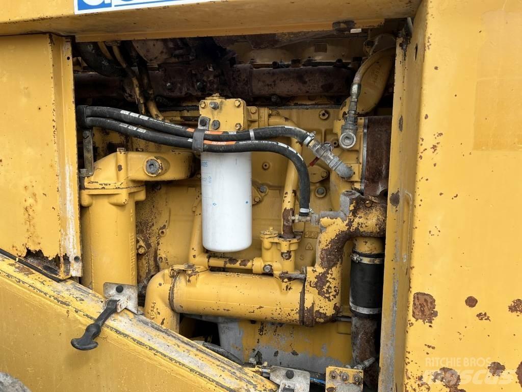 CAT 980 F Chargeuse sur pneus