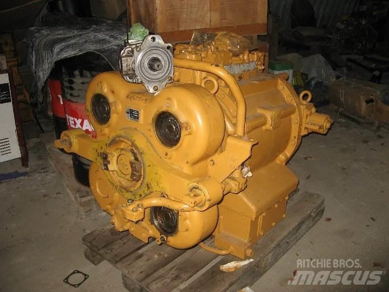 Komatsu HD325-3 Getriebe Autres accessoires
