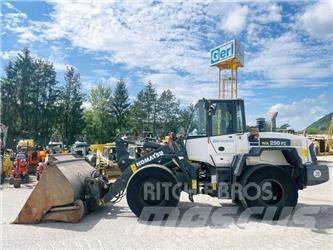 Komatsu WA250PZ-6 Chargeuse sur pneus