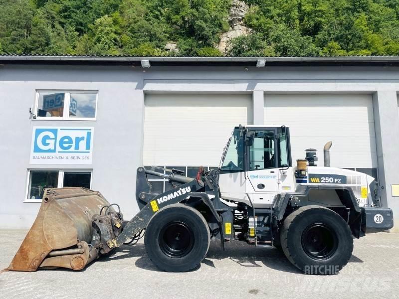 Komatsu WA250PZ-6 Chargeuse sur pneus