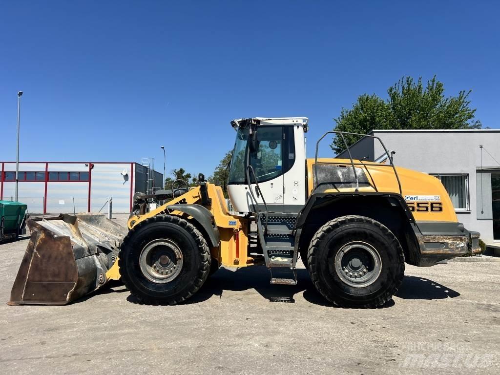 Liebherr L 556 Chargeuse sur pneus
