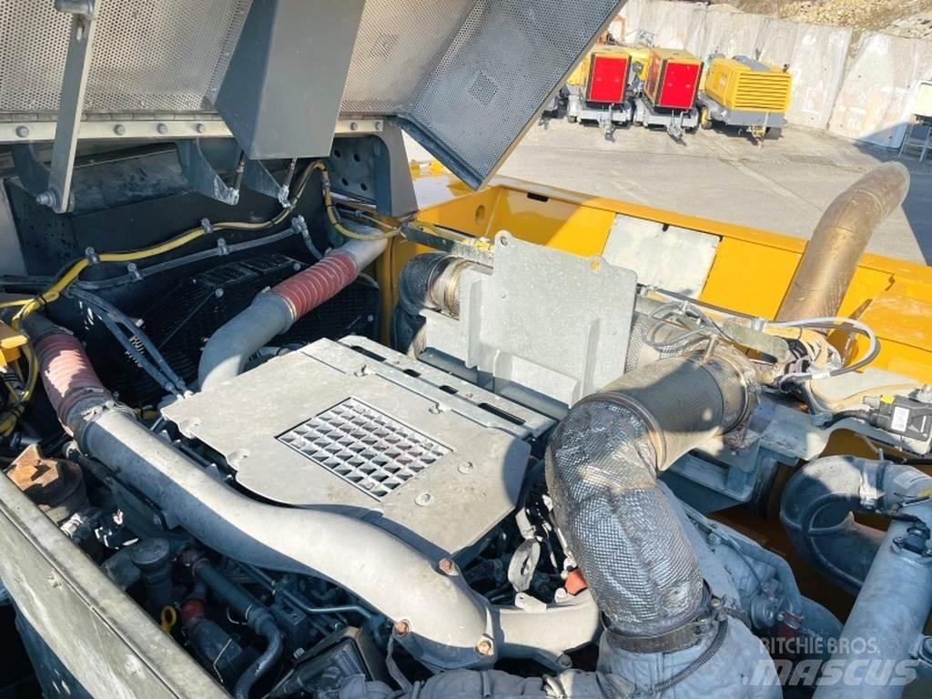 Liebherr R976 HD Pelle sur chenilles