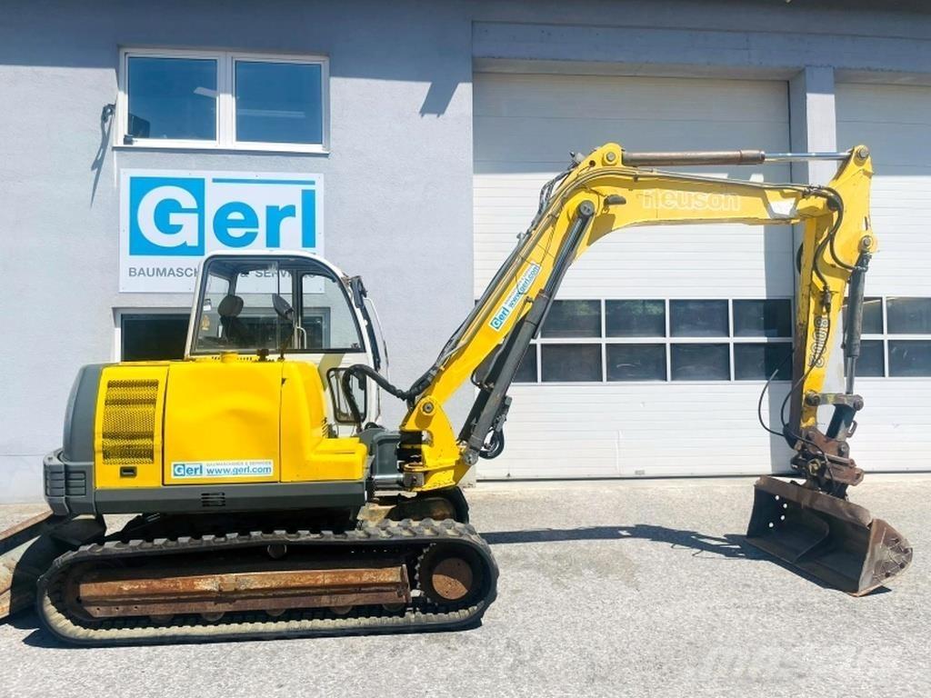 Neuson 8002 RDV Mini pelle < 7t