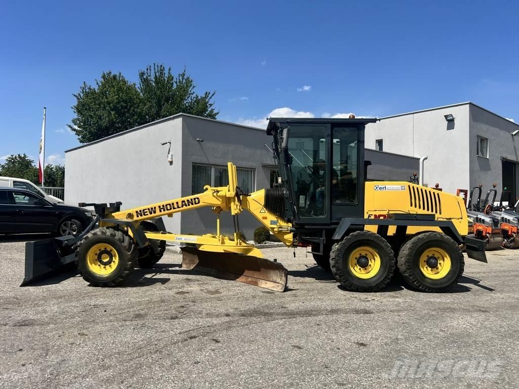 O&K New Holland F 106 A Niveleuse