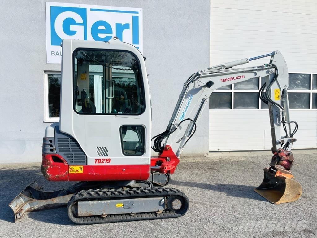 Takeuchi TB219 Mini pelle < 7t