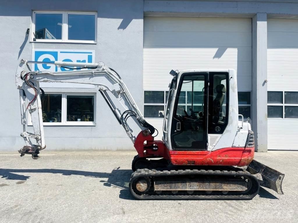 Takeuchi TB250 Mini pelle < 7t