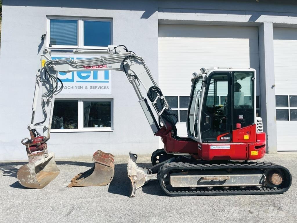 Takeuchi TB280FR Mini pelle < 7t