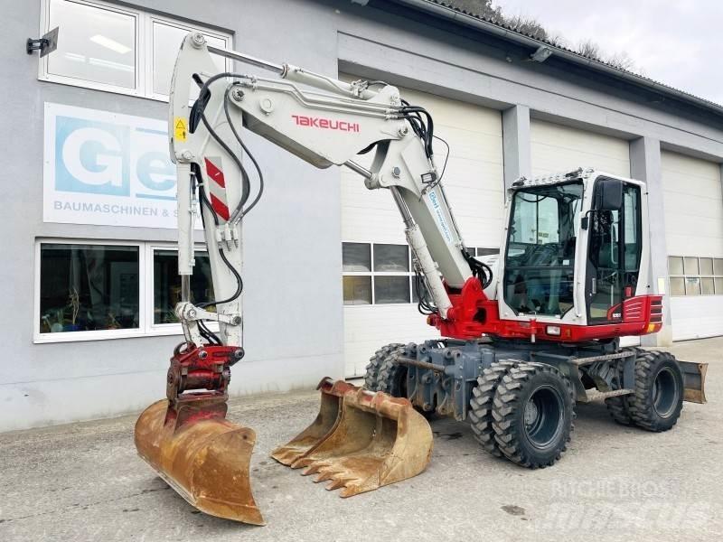 Takeuchi TB295W Pelle sur pneus